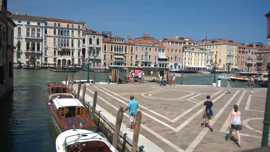 In Venice Back To San Marco Tourist Apartment Exterior photo